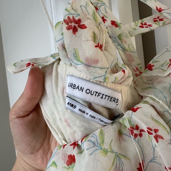 Floral Ruffle Halter Midi Dress - Picture 6 of 6